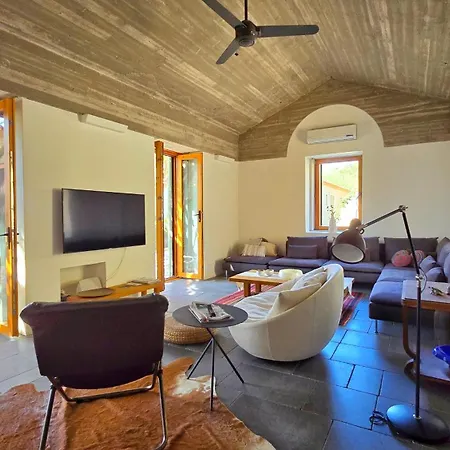 Villa Uzun Ev - Architectural Gem - Contemporary Rustic With Stunning Valley View